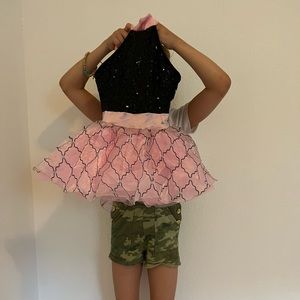 Weiss man dress size sc